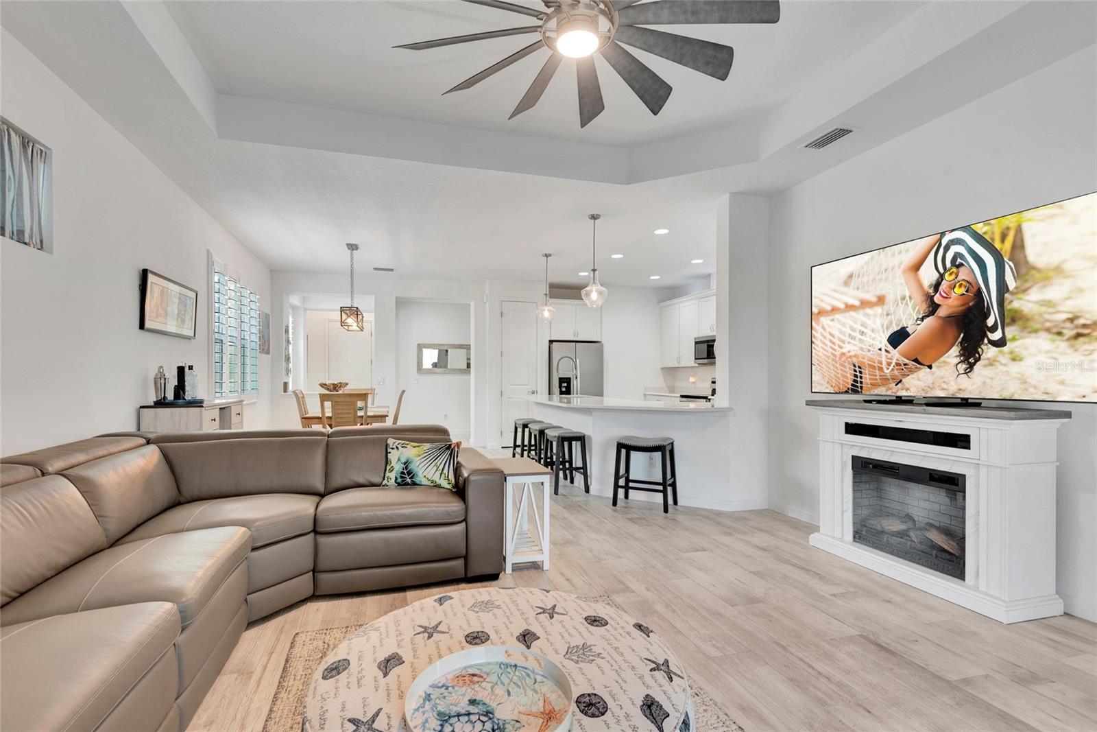 LATITUDE/DAYTONA BEACH PH 7 - Residential