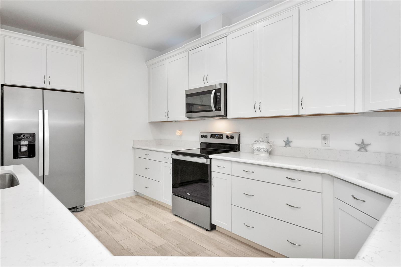 LATITUDE/DAYTONA BEACH PH 7 - Residential