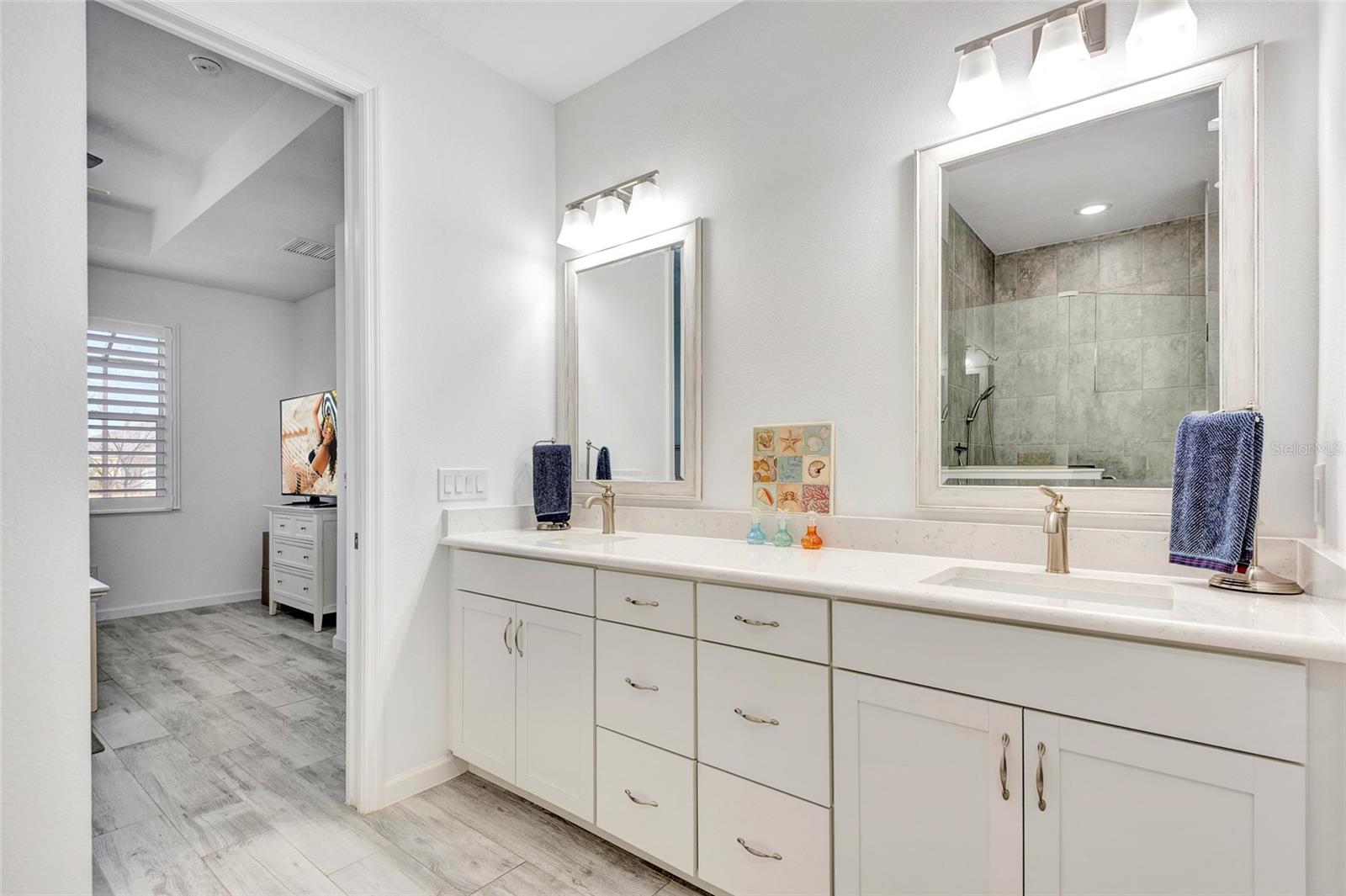 LATITUDE/DAYTONA BEACH PH 7 - Residential