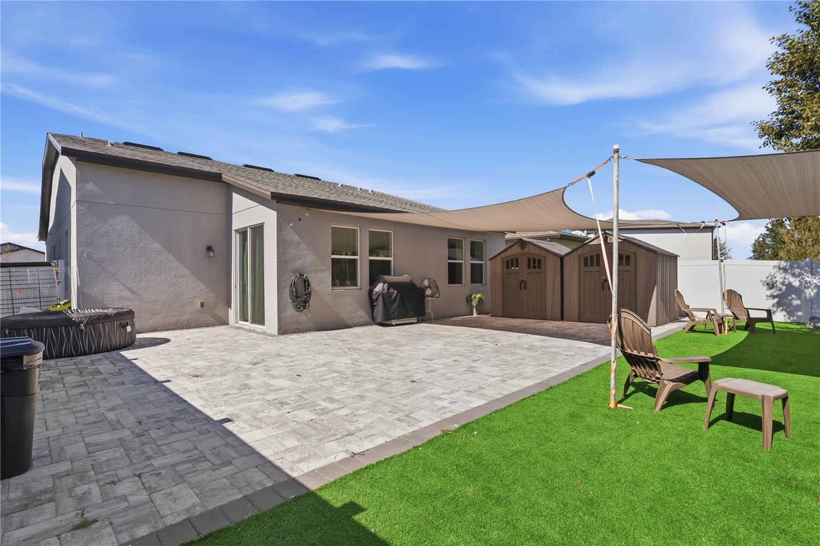 OAKLEY PLACE - Residential