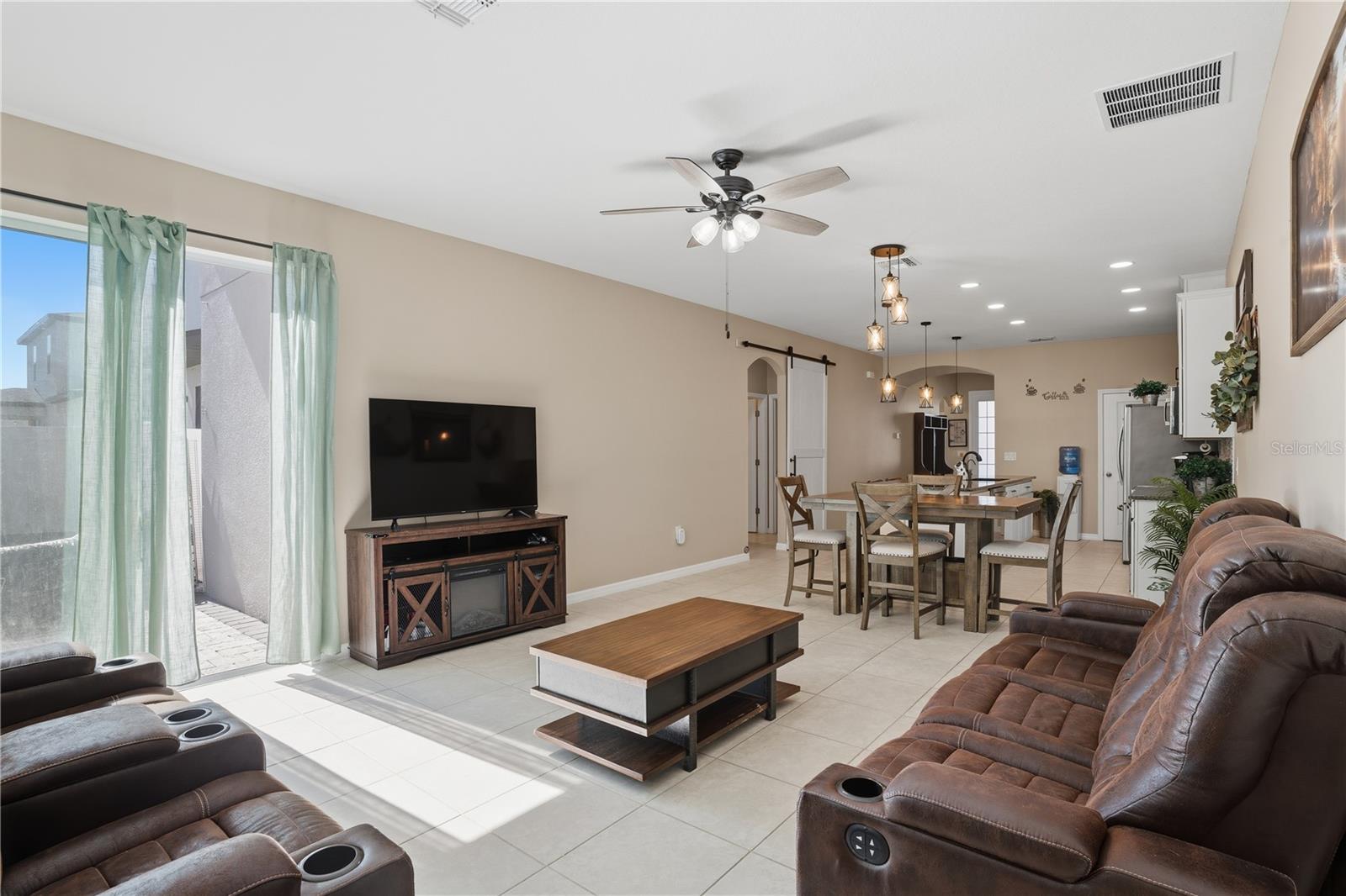 OAKLEY PLACE - Residential