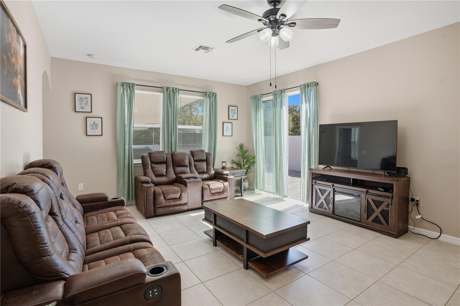 OAKLEY PLACE - Residential