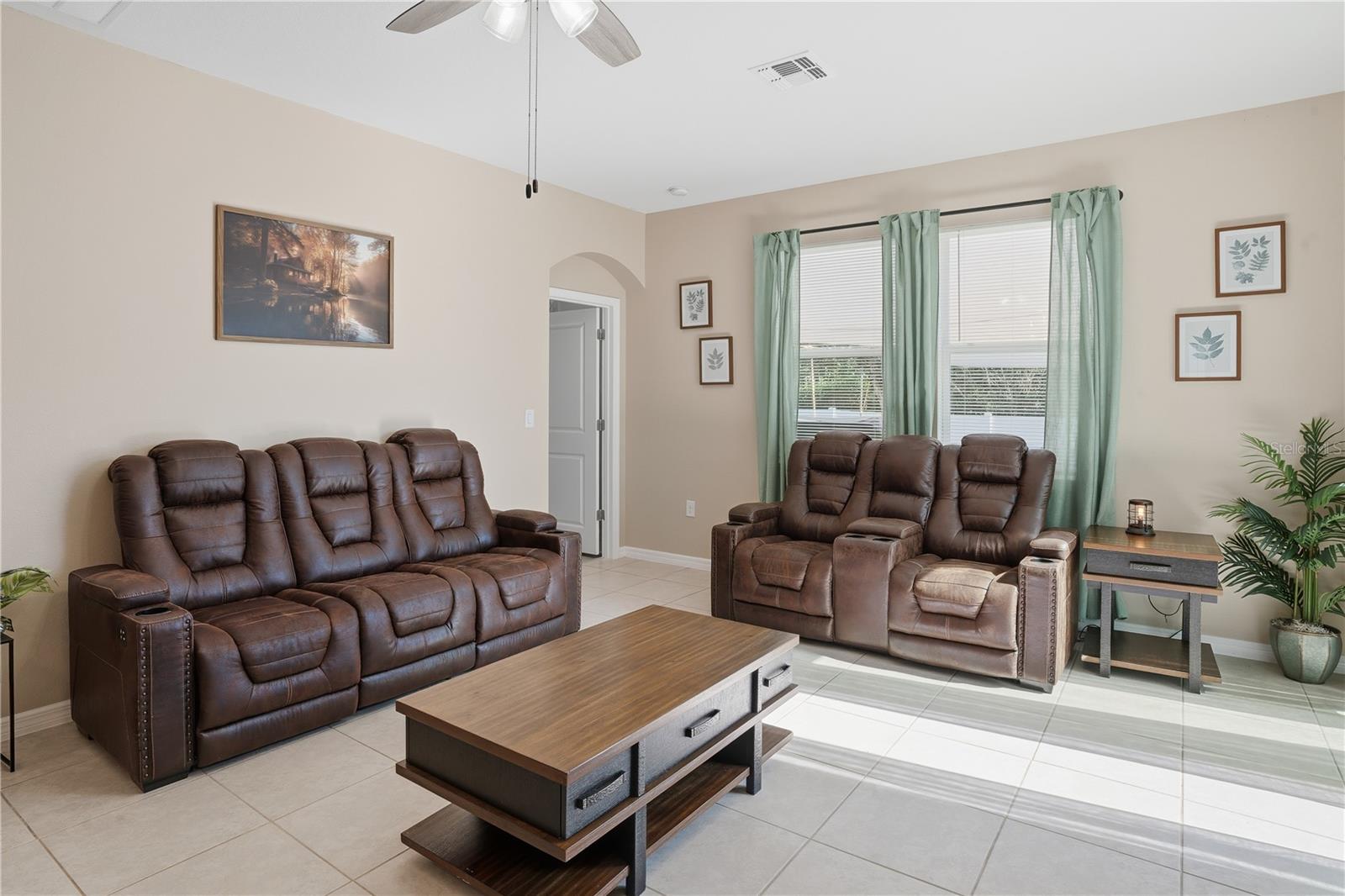 OAKLEY PLACE - Residential