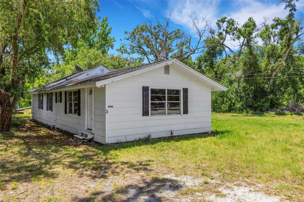 Photo of 8010 Brower Drive, Bradenton, FL 34211 (MLS # A4695849)