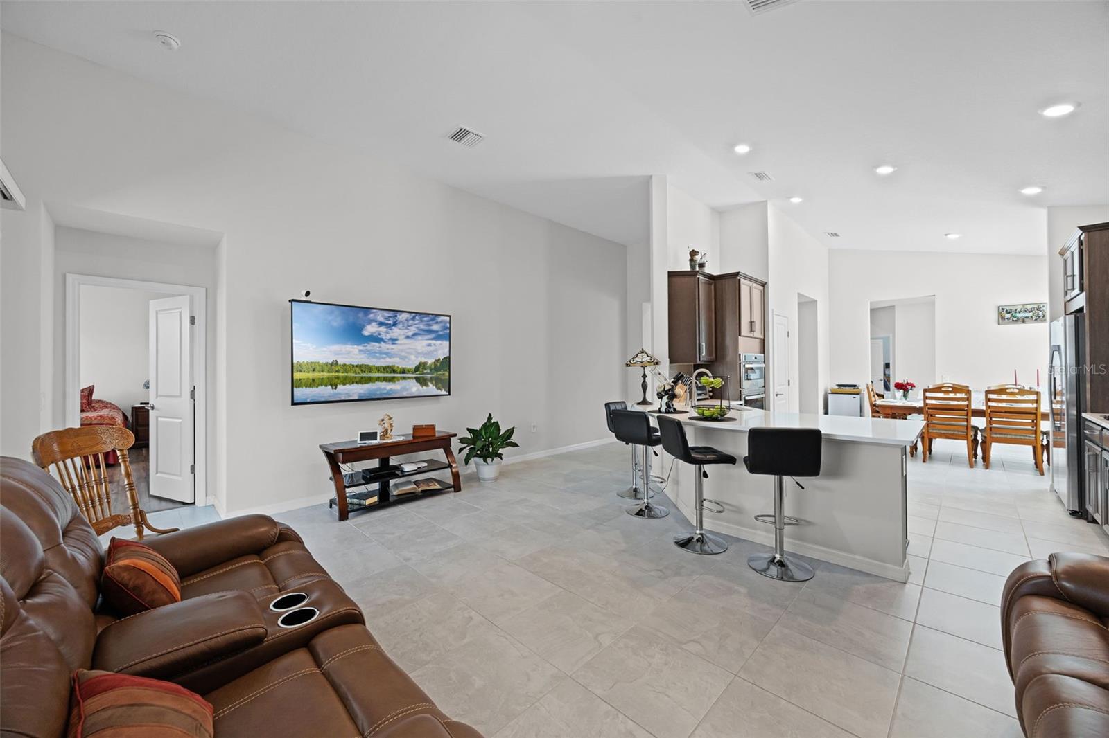 BELLALAGO PH 5J SEC 3 - Residential