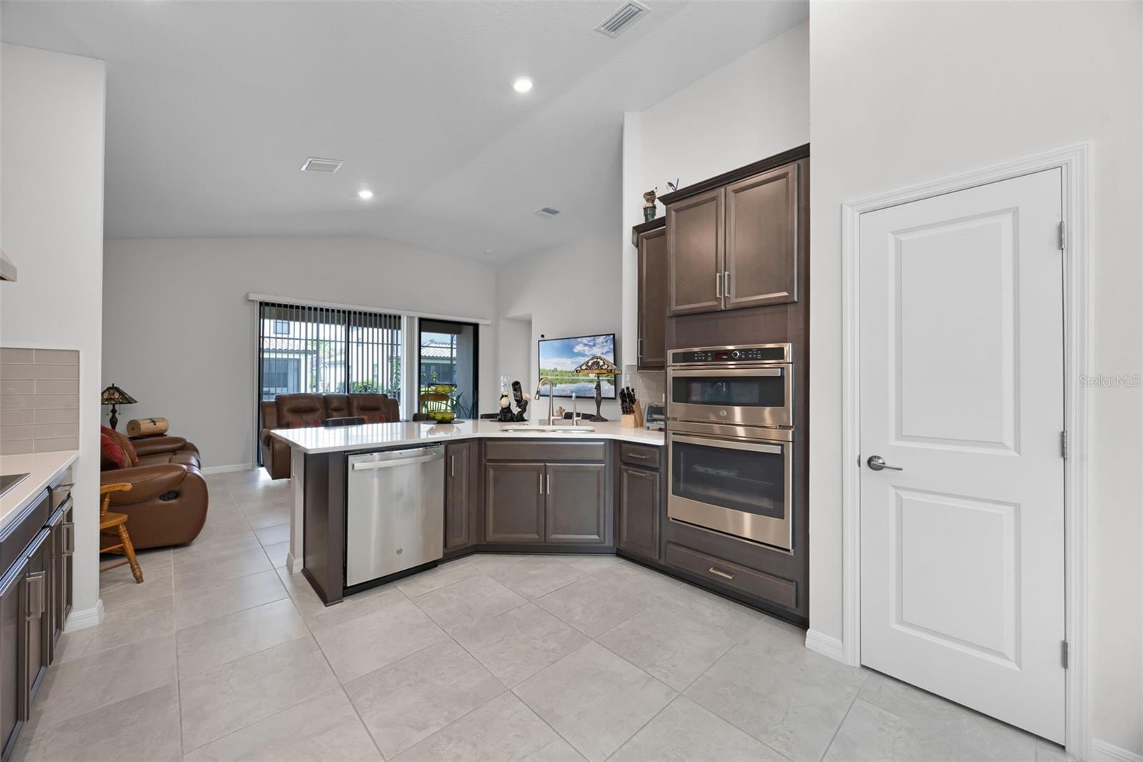 BELLALAGO PH 5J SEC 3 - Residential