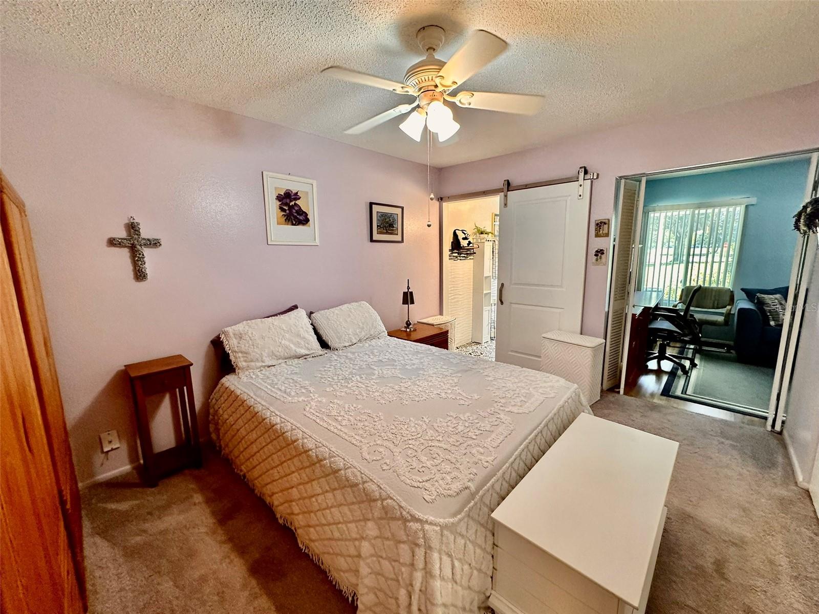 ON TOP OF THE WORLD - Residential