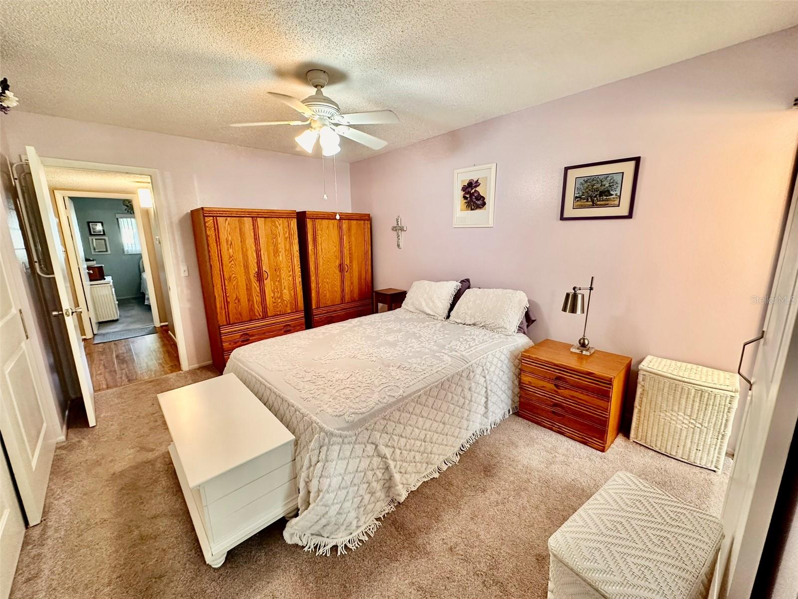 ON TOP OF THE WORLD - Residential