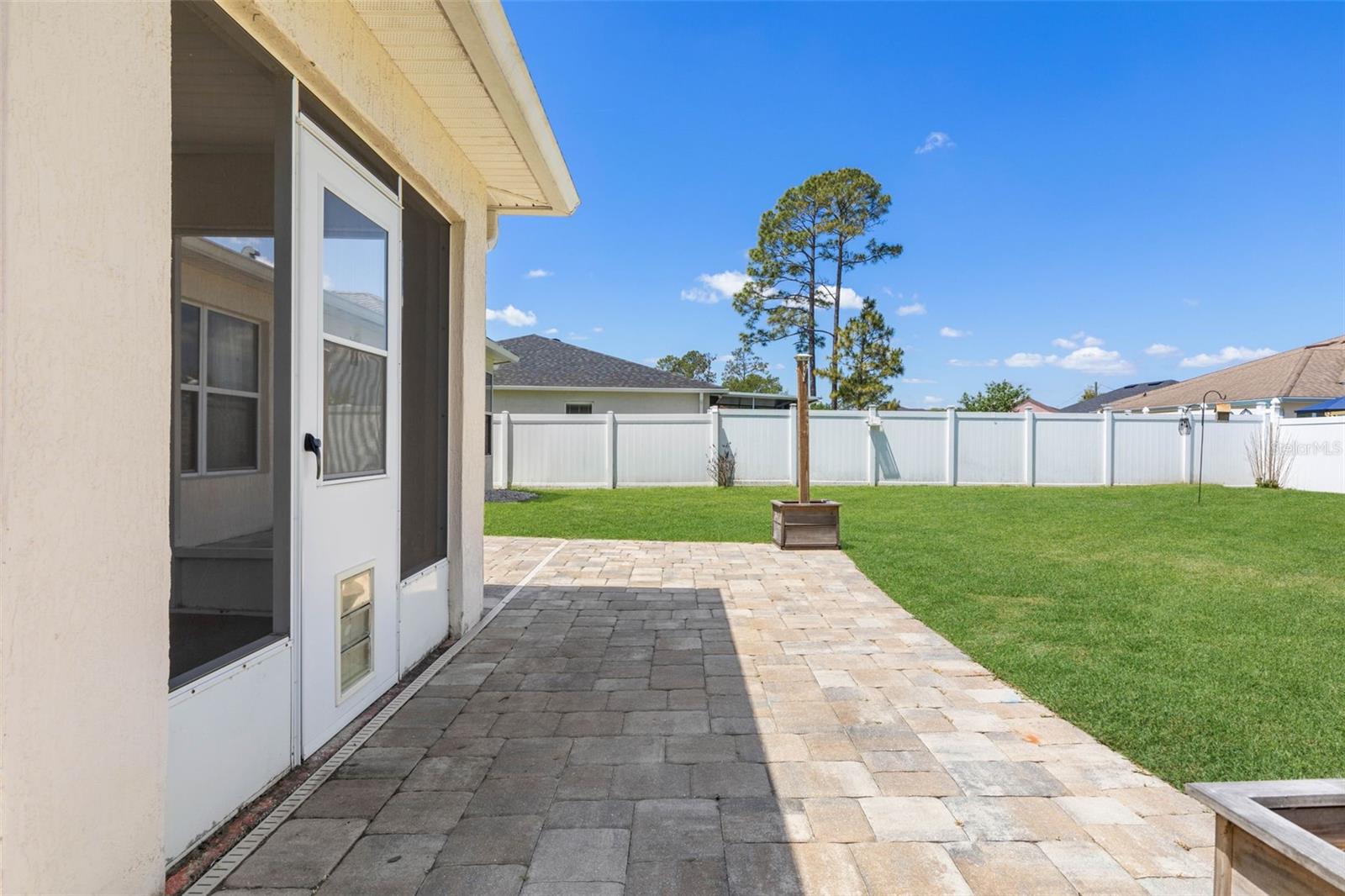 PINE LAKES - Residential