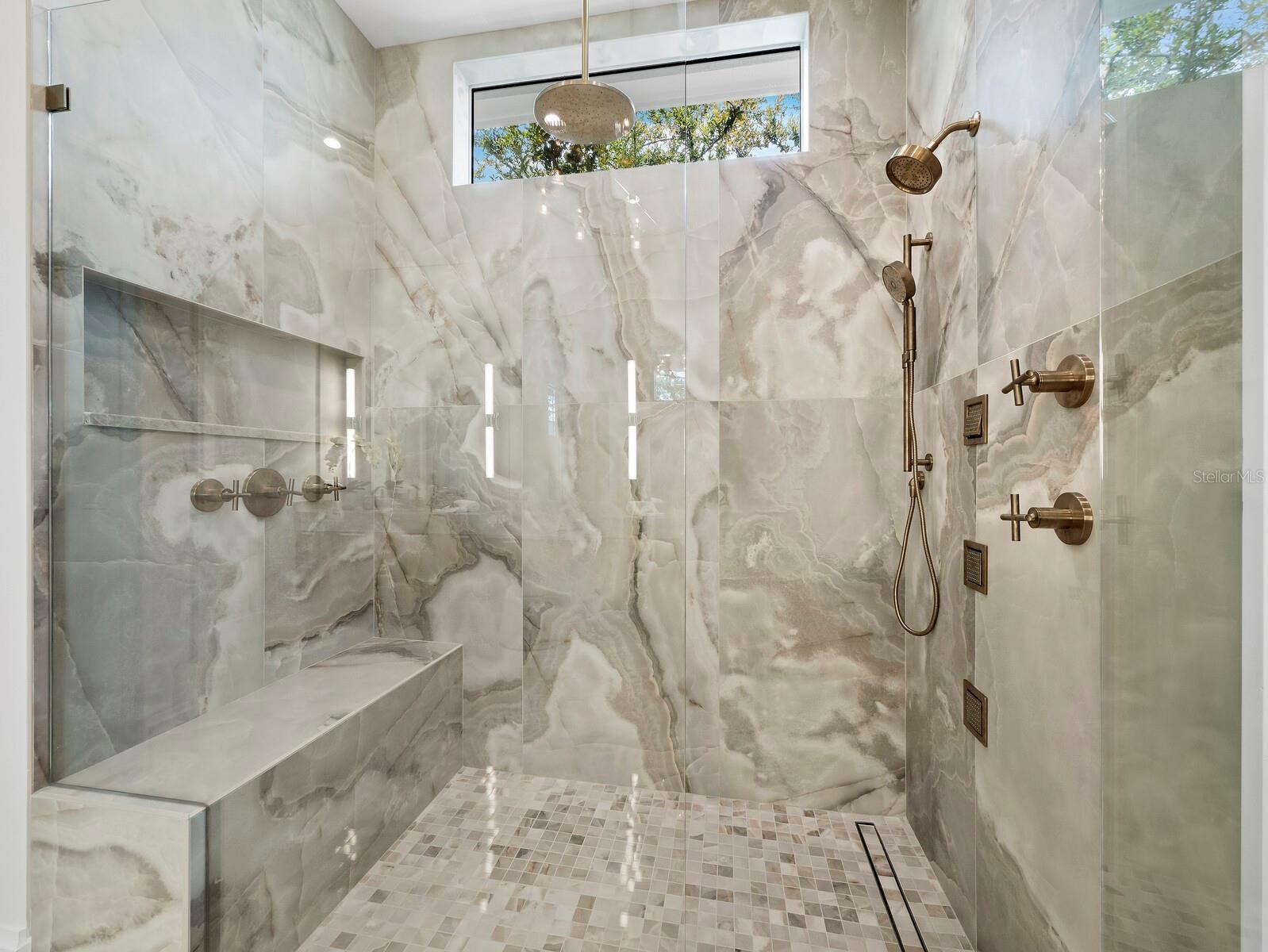 BAY ISLAND - Residential