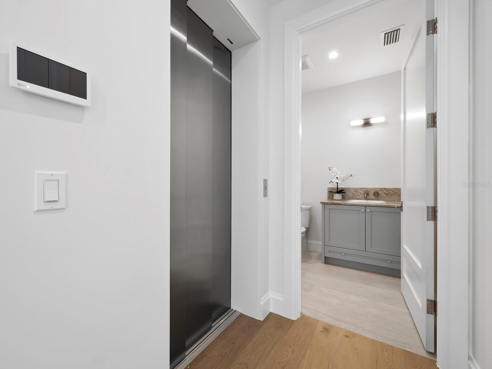 BAY ISLAND - Residential