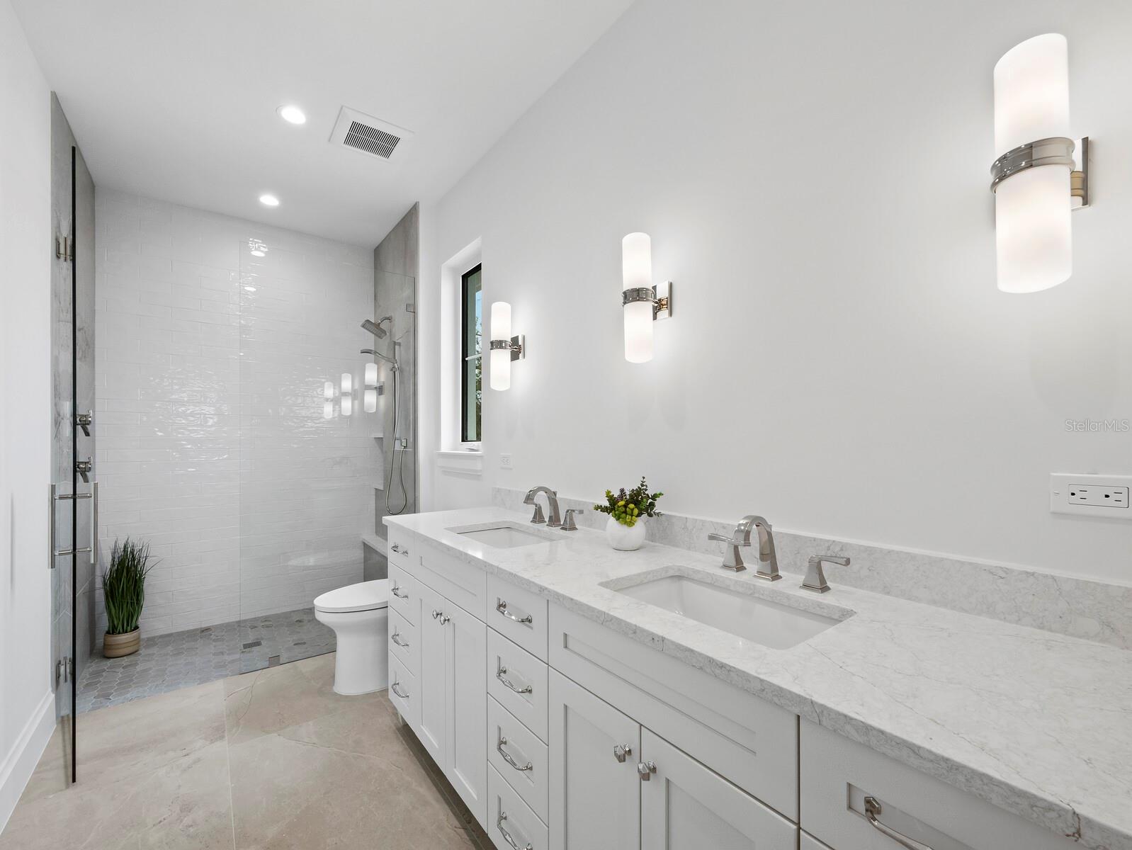 BAY ISLAND - Residential