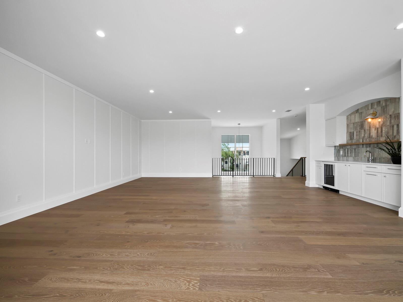 BAY ISLAND - Residential