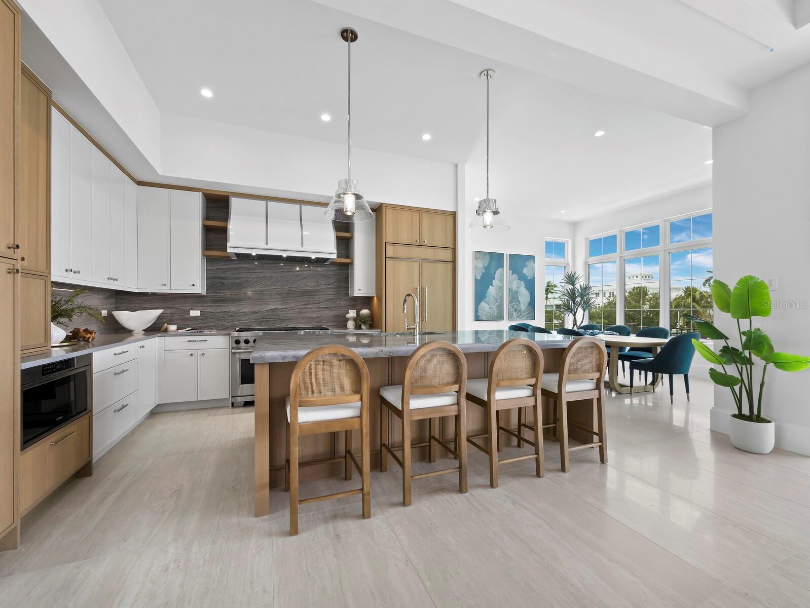 BAY ISLAND - Residential