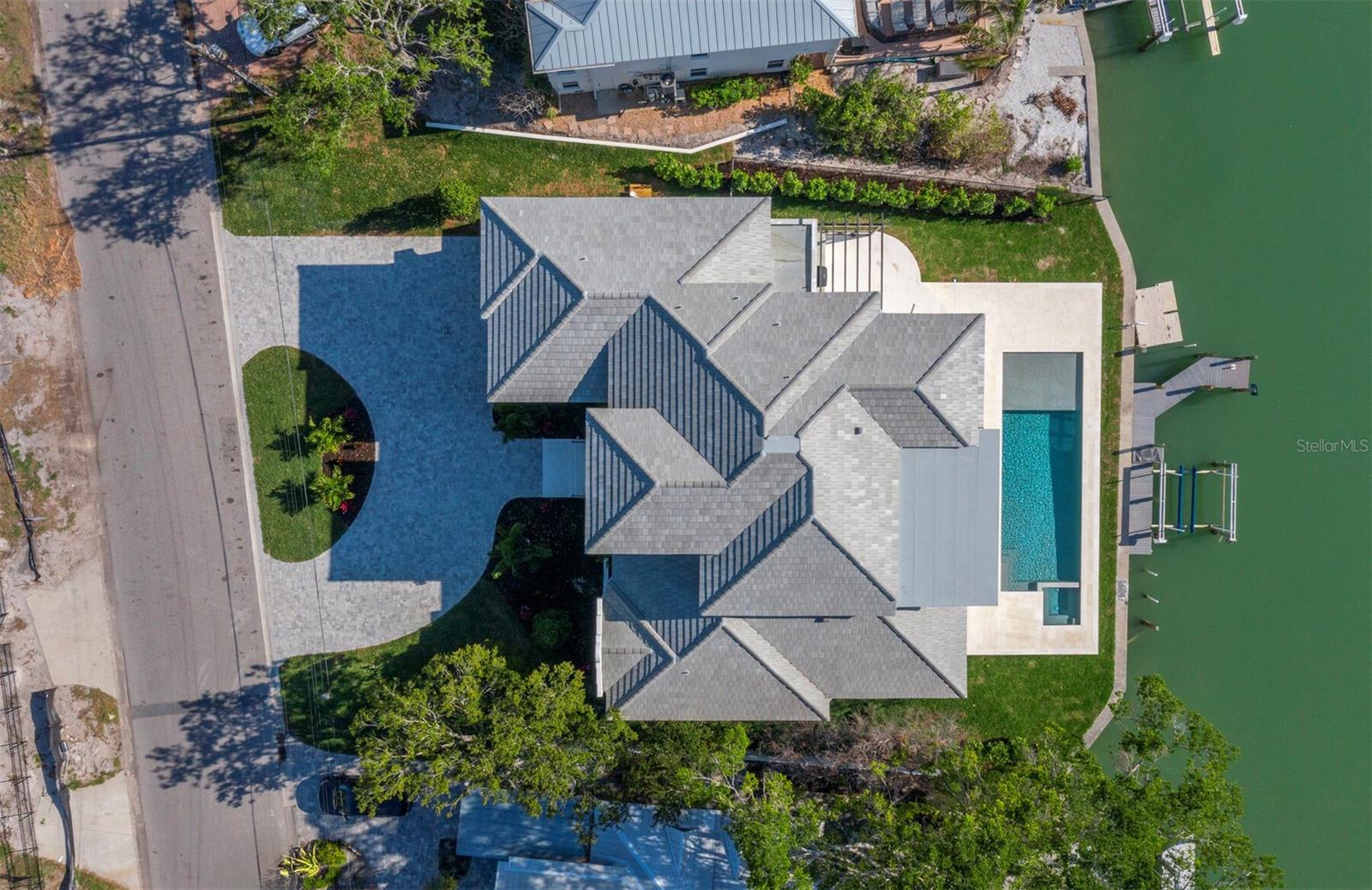 BAY ISLAND - Residential