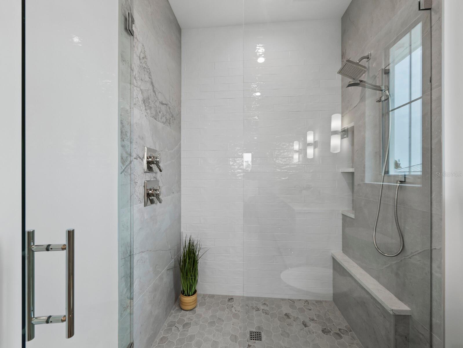 BAY ISLAND - Residential