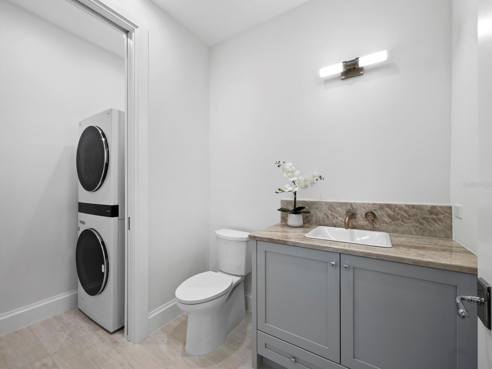 BAY ISLAND - Residential