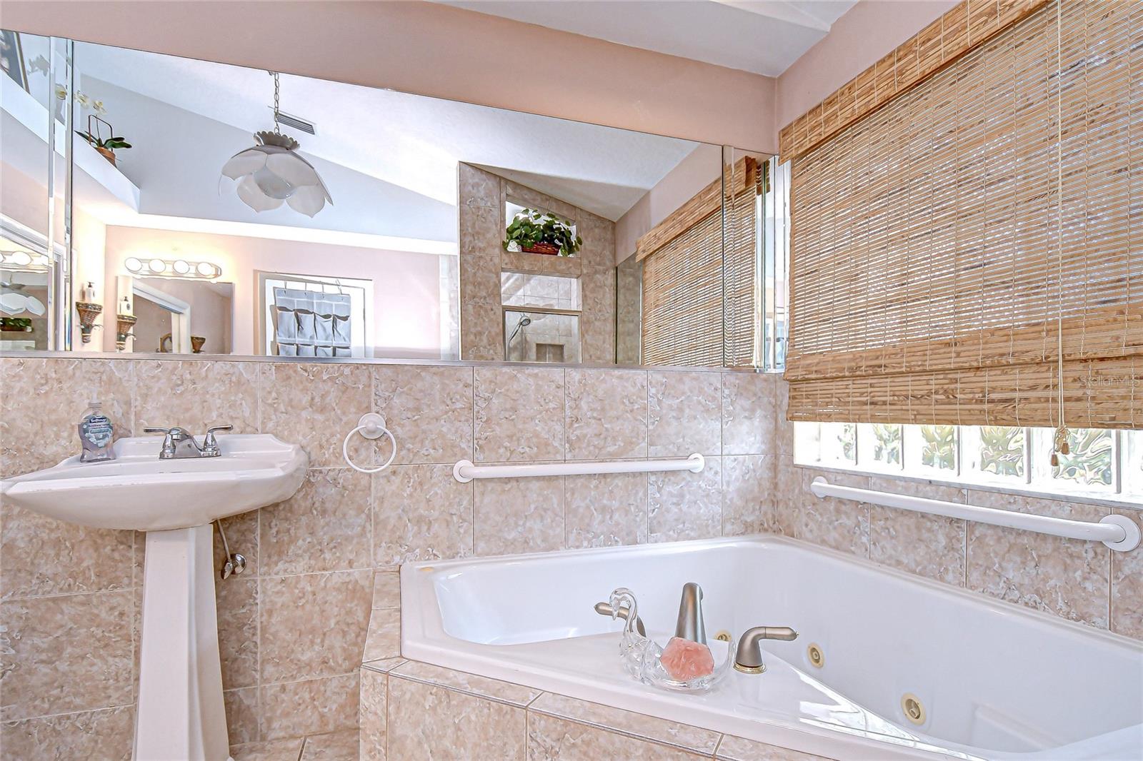 BOWMAN HEIGHTS - Residential