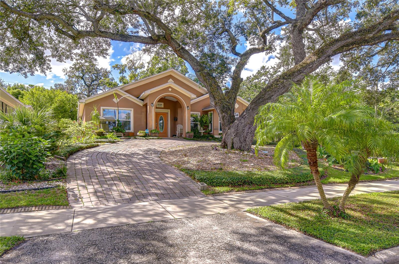 BOWMAN HEIGHTS - Residential
