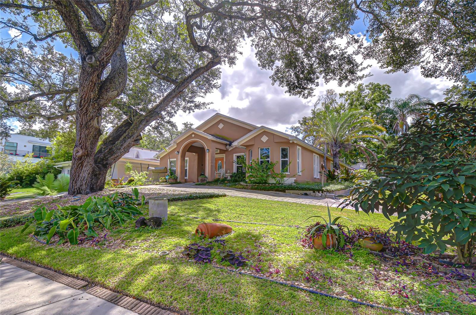 BOWMAN HEIGHTS - Residential