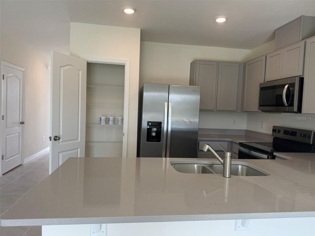 Photo of 2151 Longleaf Road, Davenport, FL 33837 (MLS # S5146475)