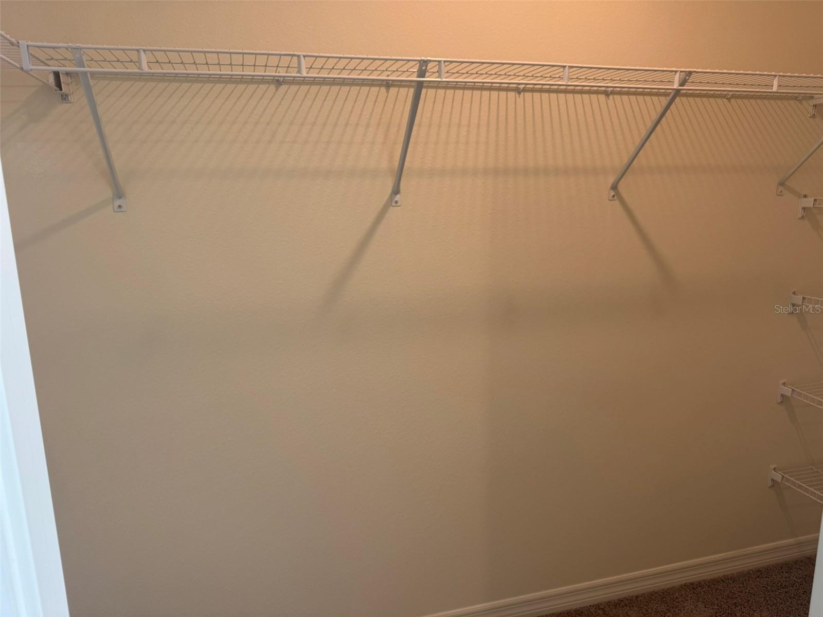 DANBURY/RIDGEWOOD LAKES - Residential Lease