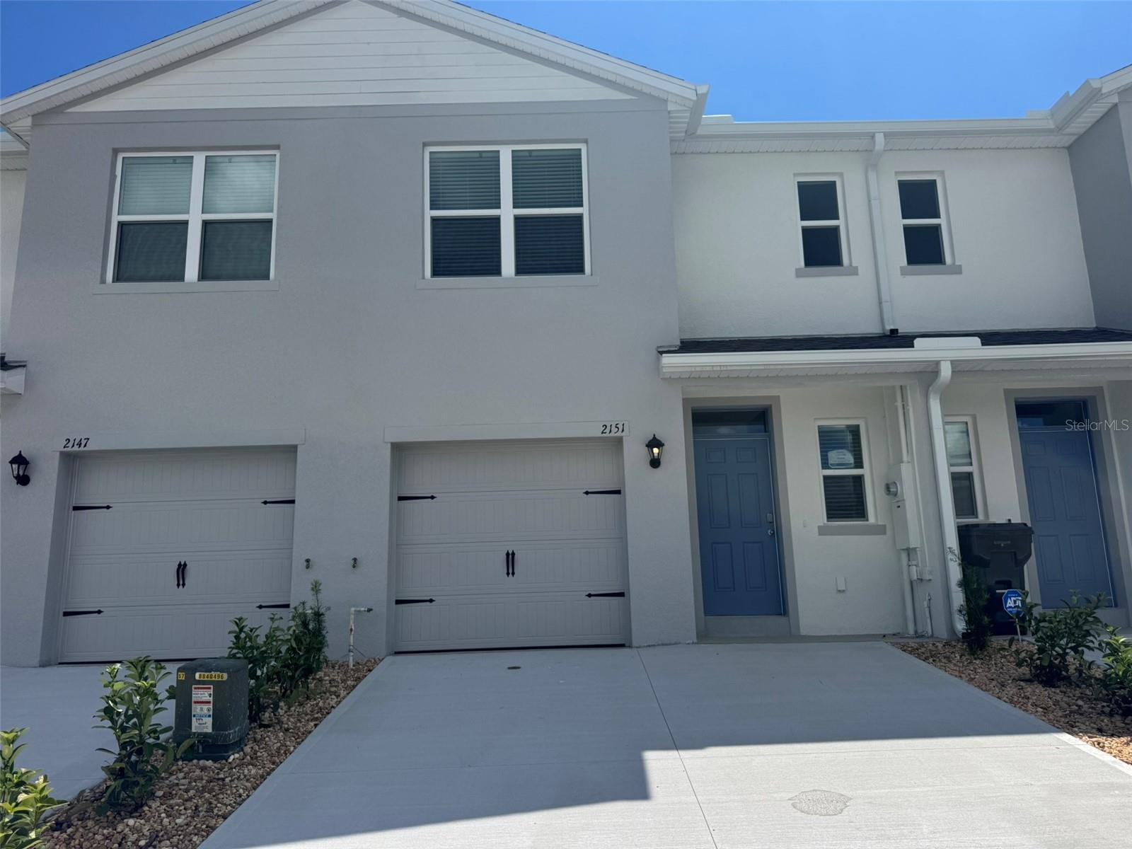 DANBURY/RIDGEWOOD LAKES - Residential Lease