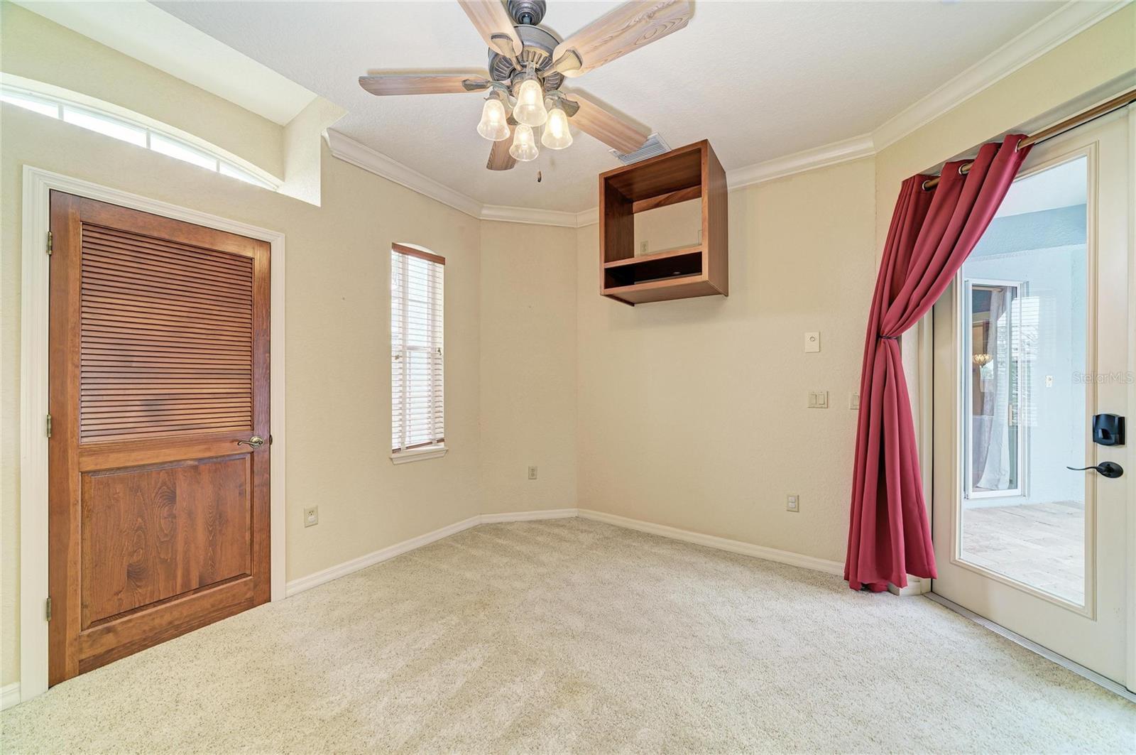 OAKLEY - Residential