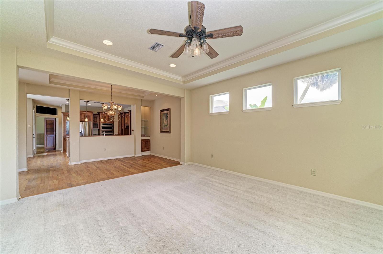 OAKLEY - Residential