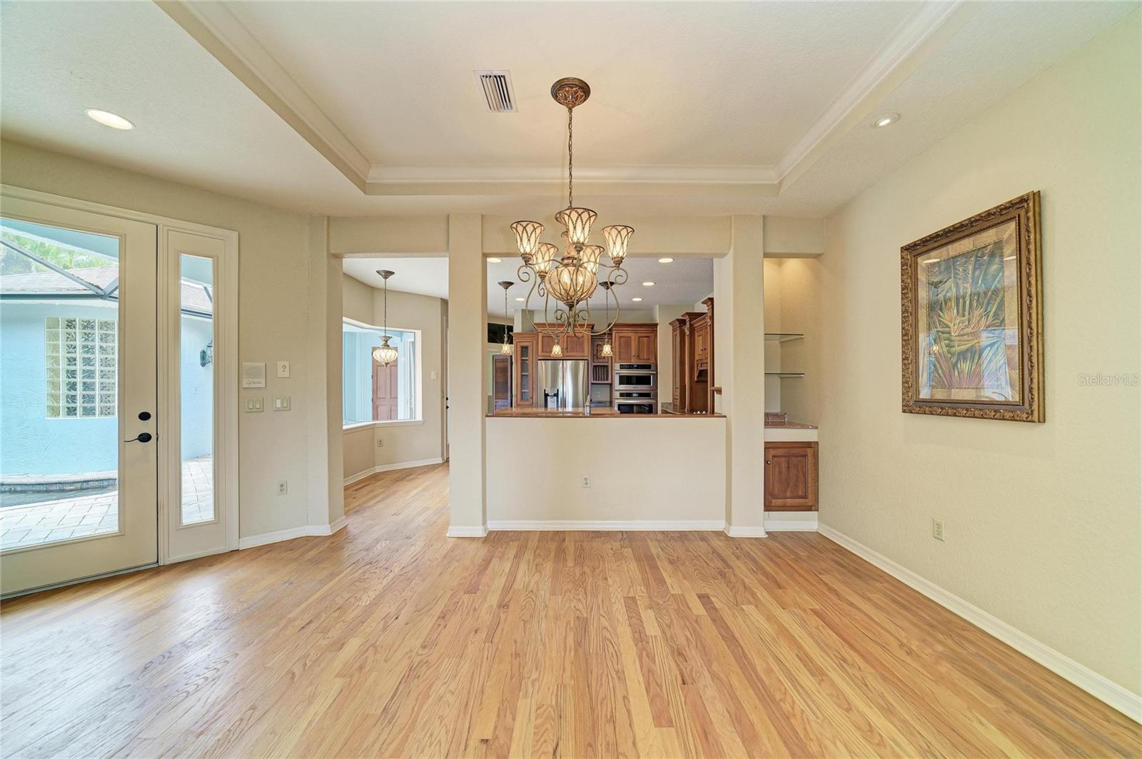OAKLEY - Residential