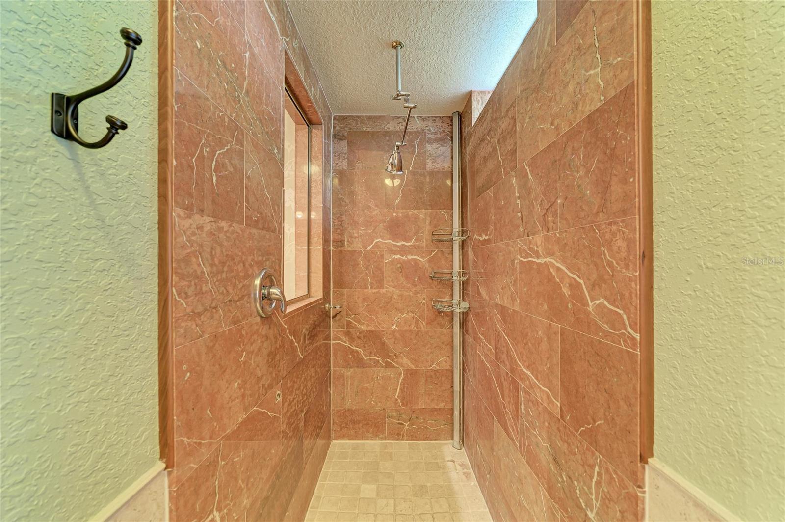 OAKLEY - Residential