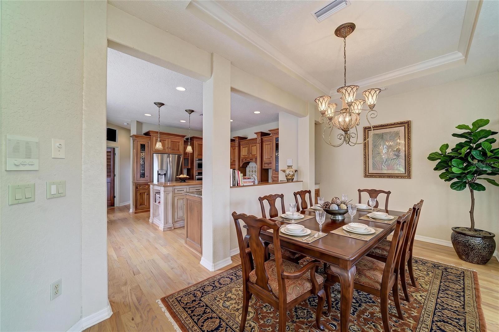 OAKLEY - Residential