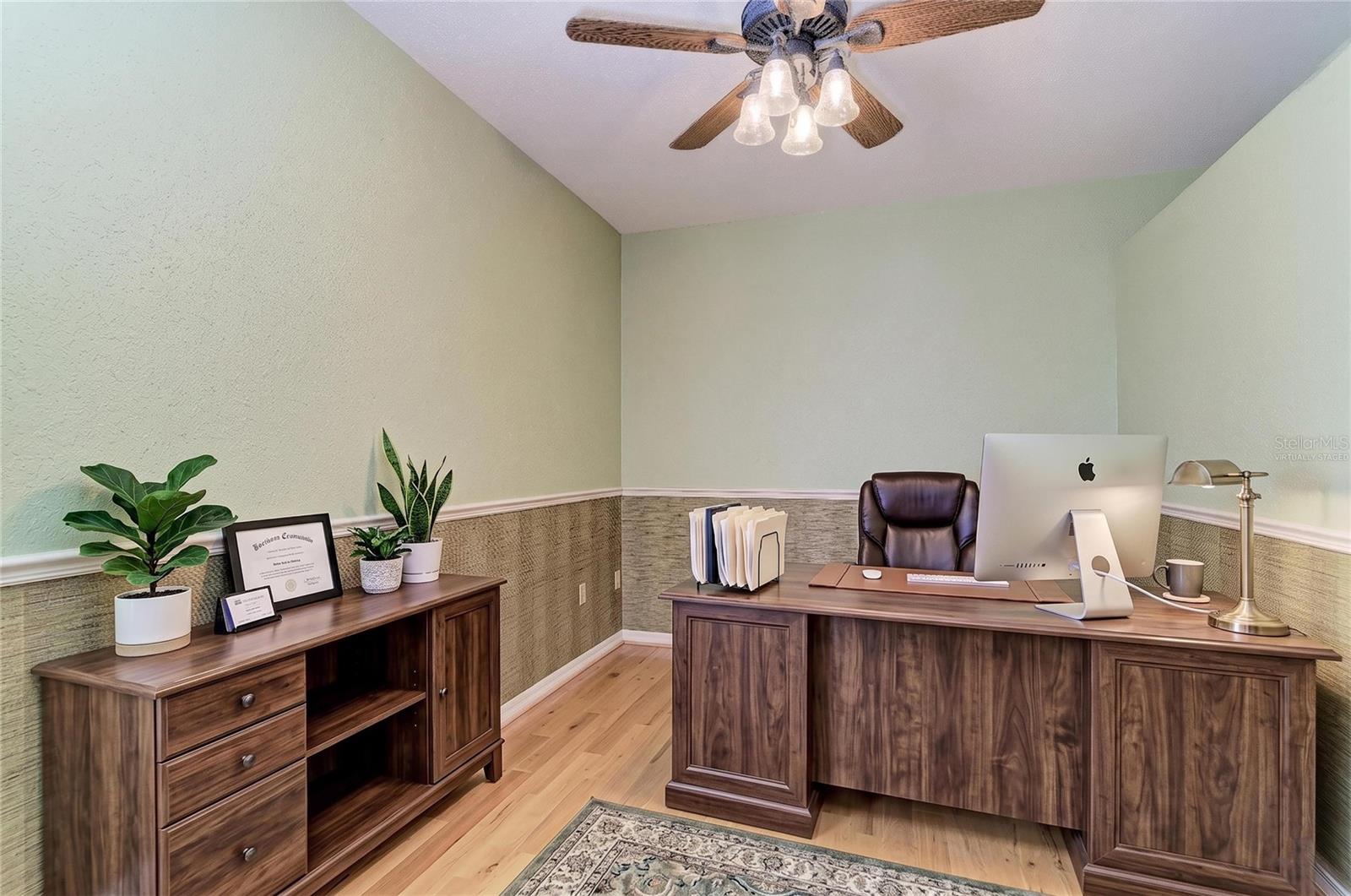 OAKLEY - Residential