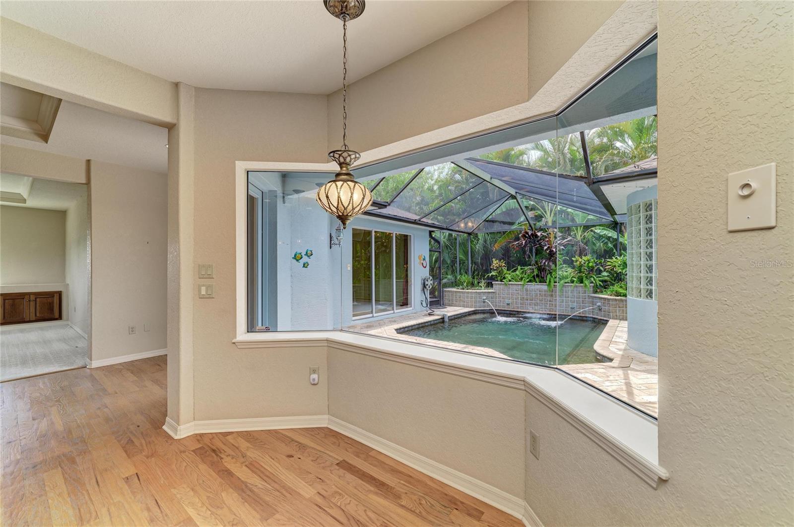 OAKLEY - Residential