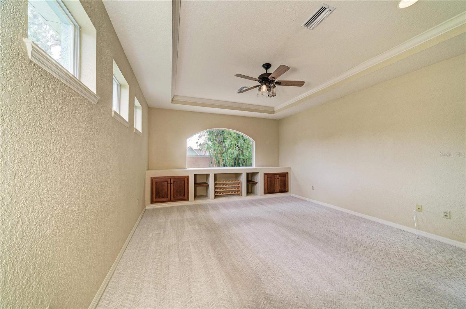 OAKLEY - Residential