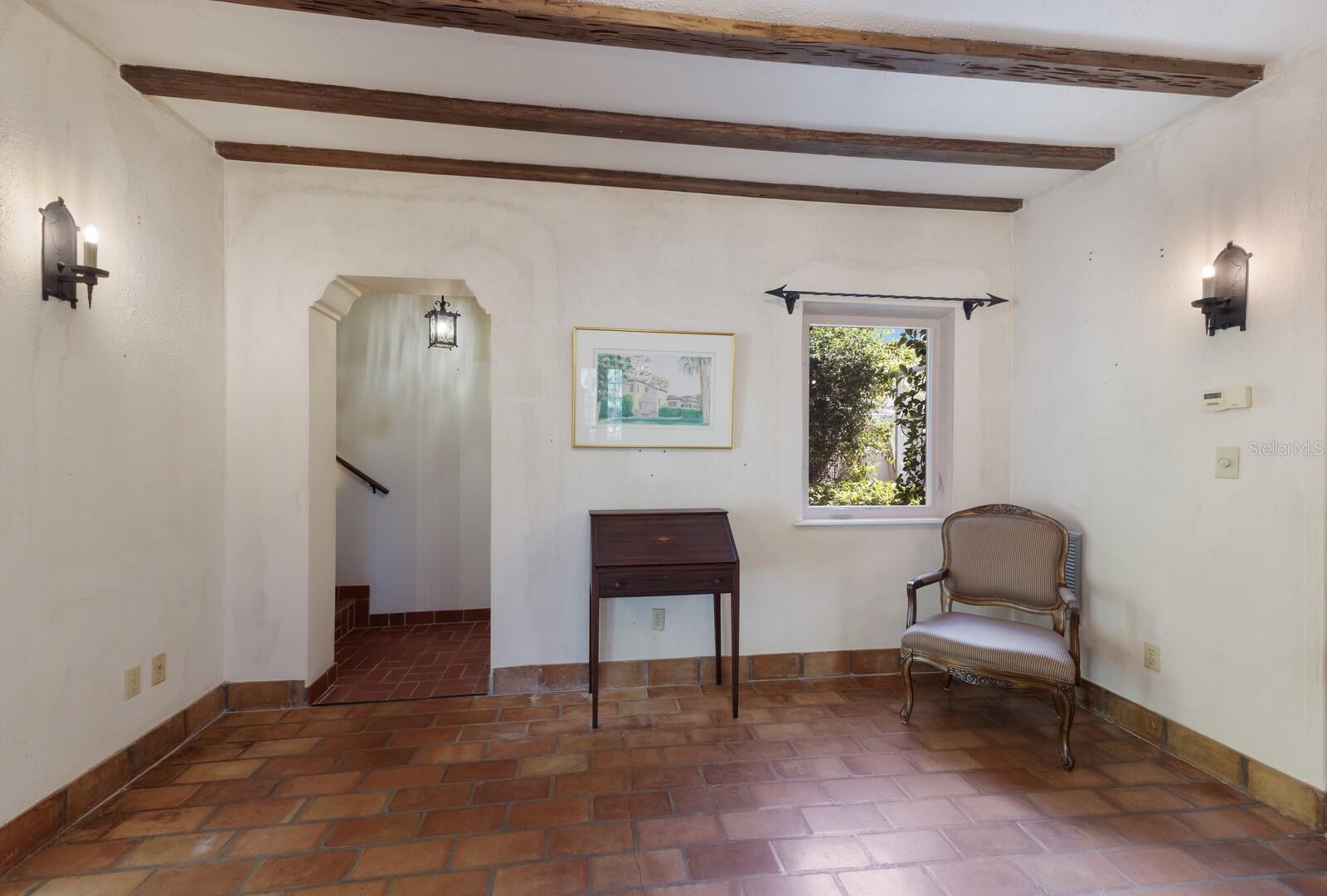 SAPPHIRE SHORES - Residential