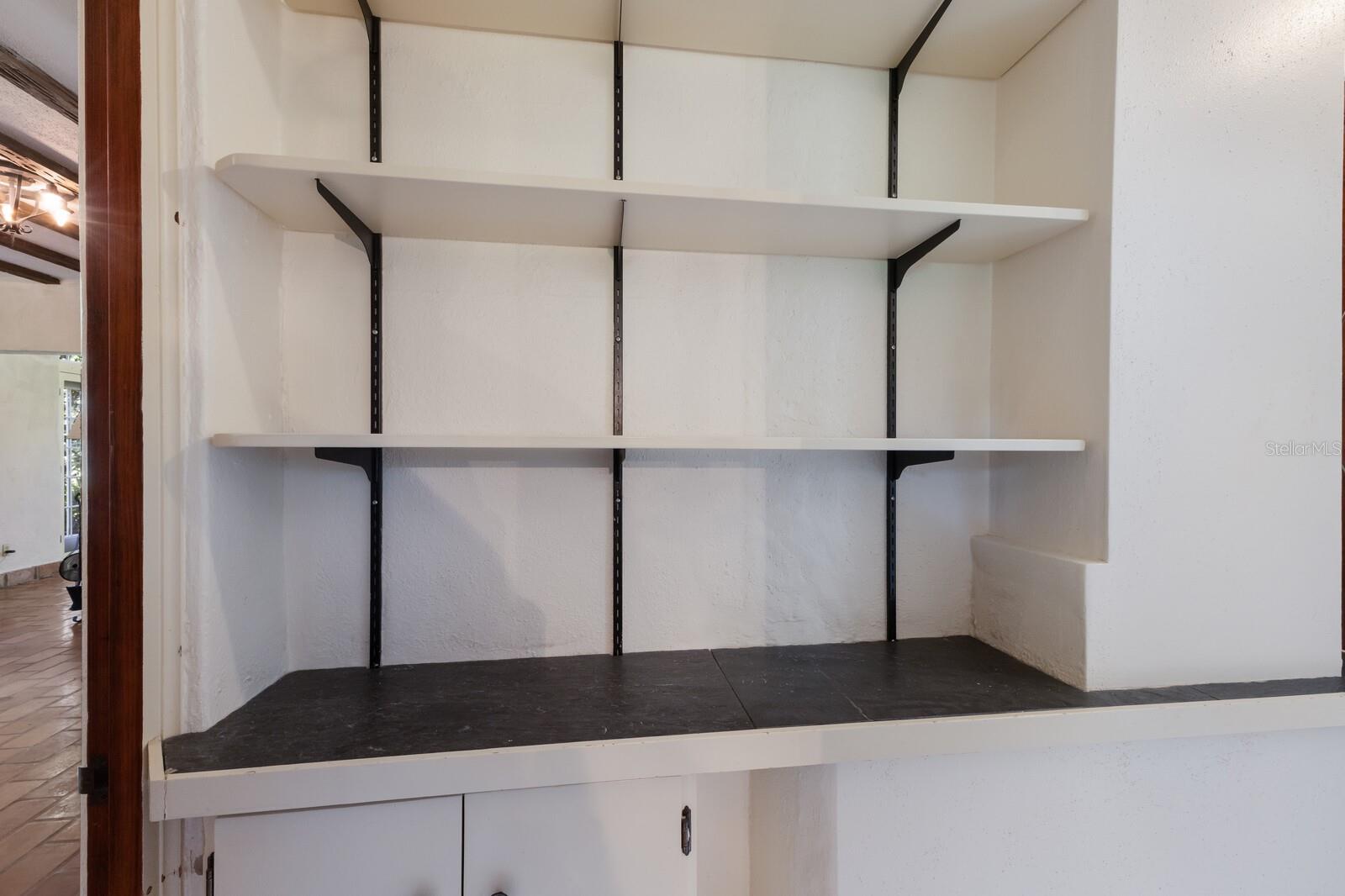 SAPPHIRE SHORES - Residential