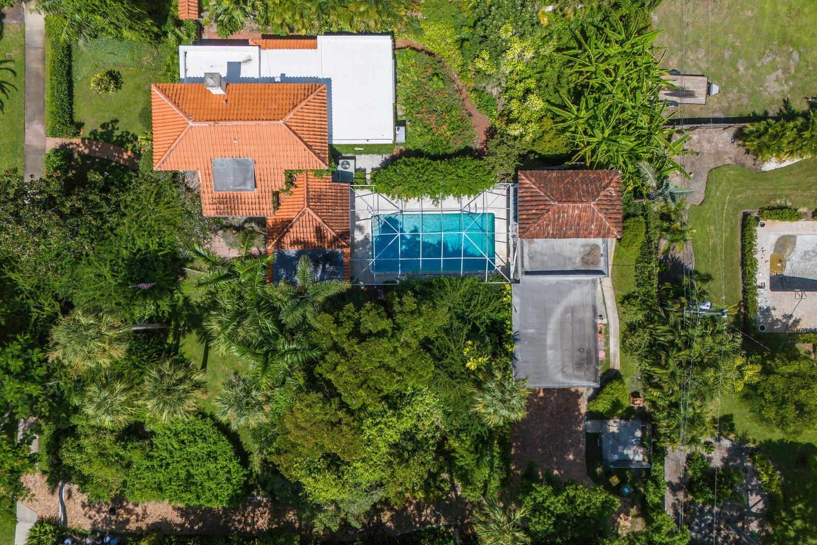 SAPPHIRE SHORES - Residential