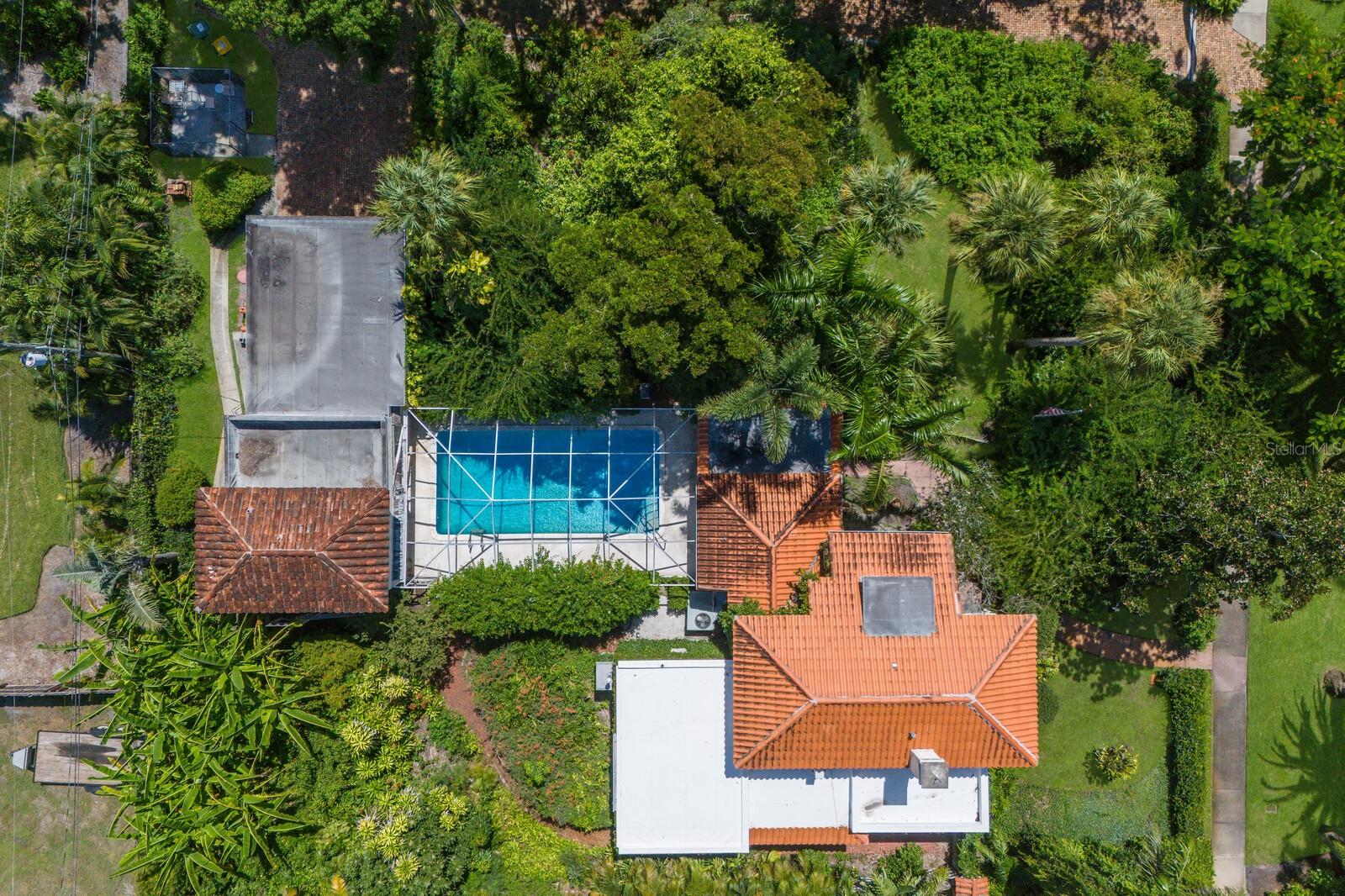 SAPPHIRE SHORES - Residential