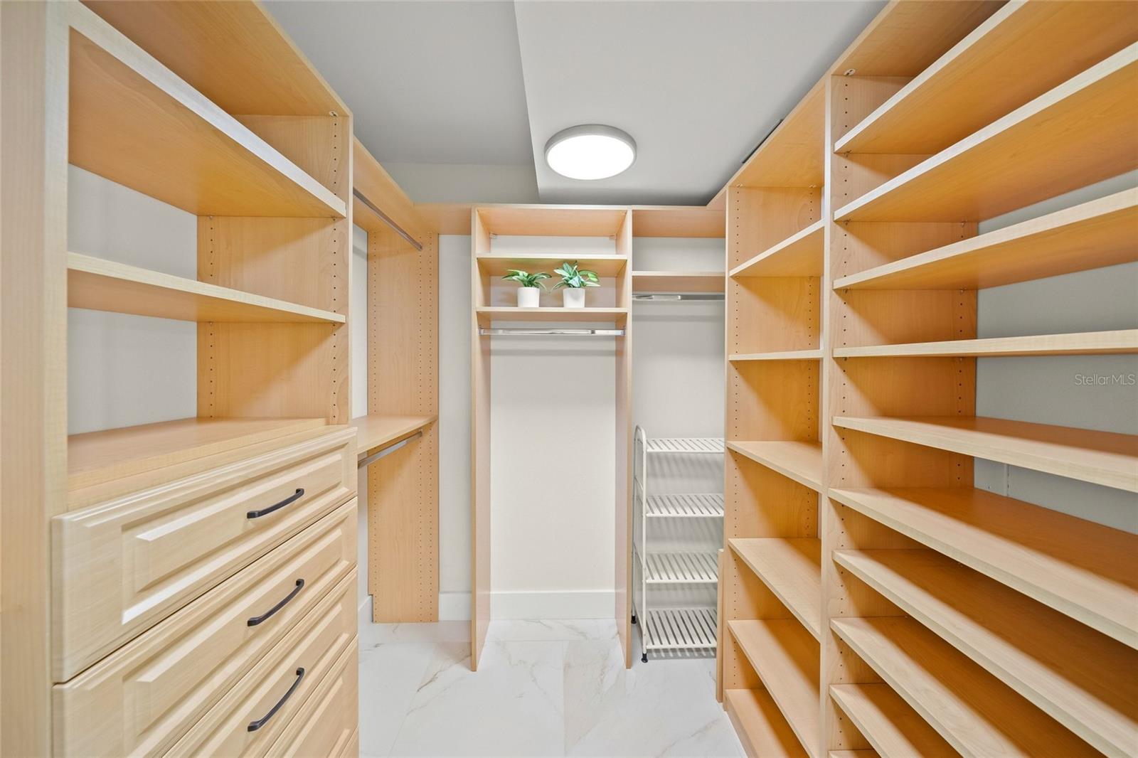 CASARINA - Residential