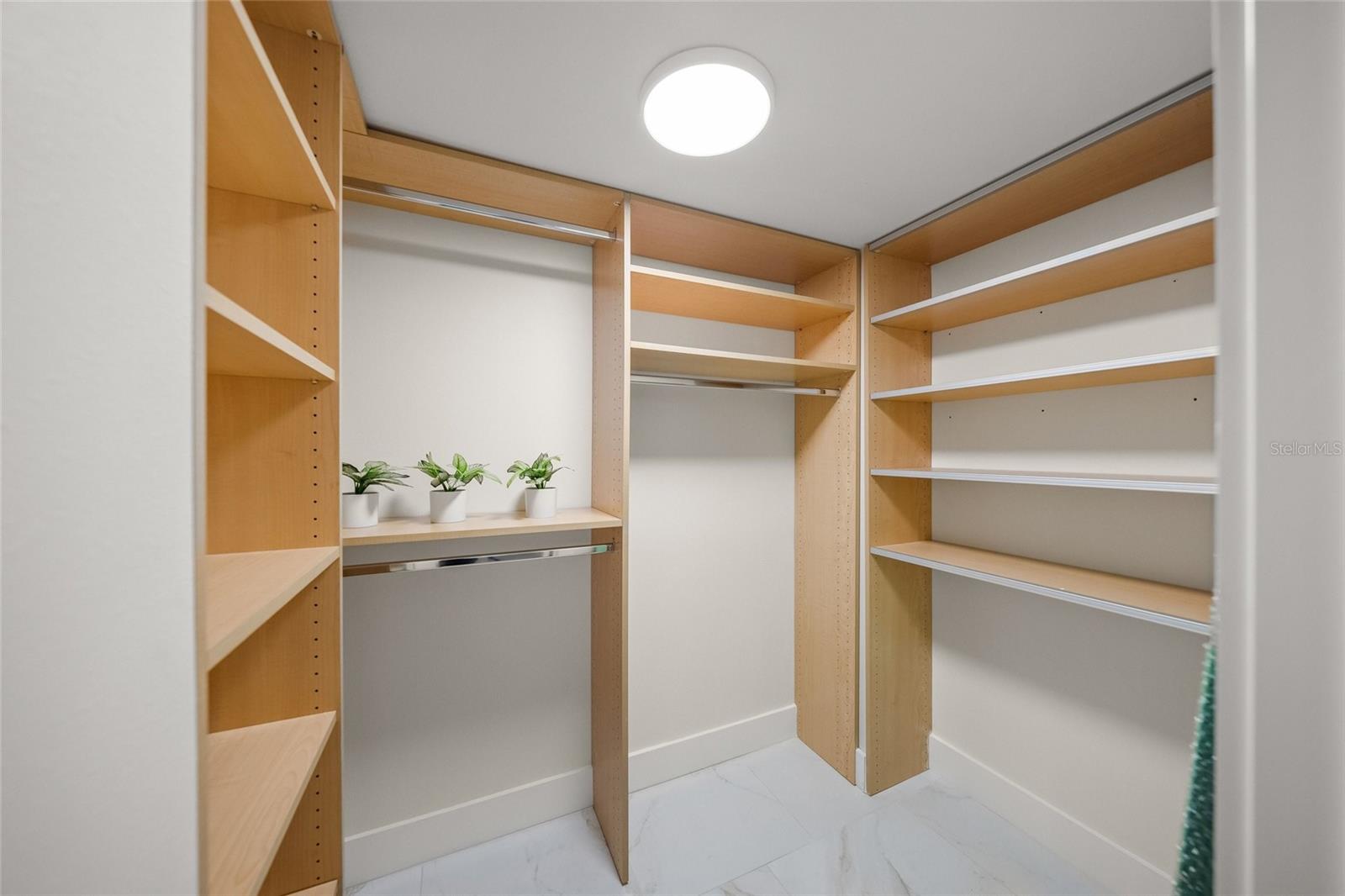 CASARINA - Residential