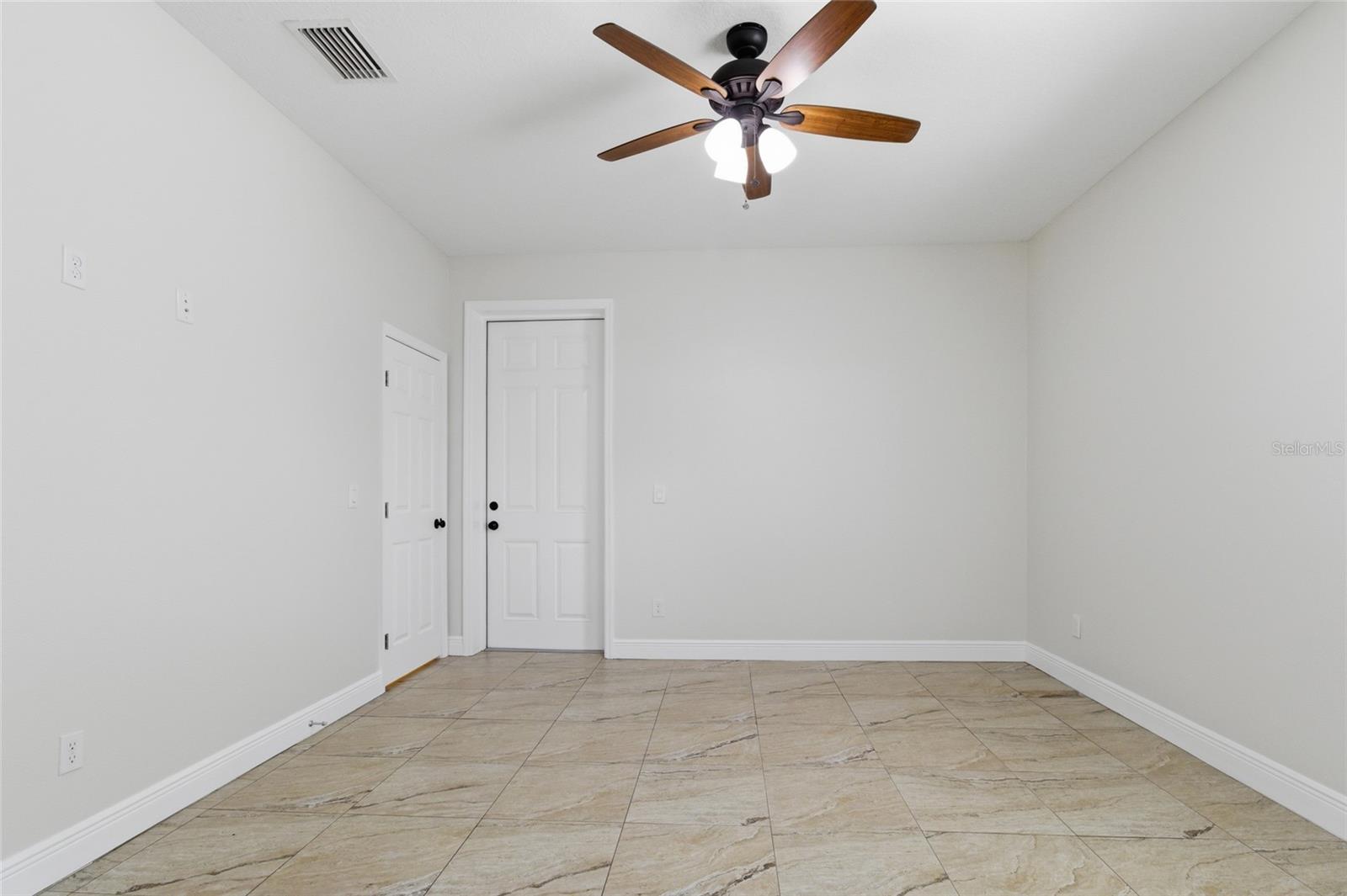 PURITY SPGS HEIGHTS 4 - Residential Lease