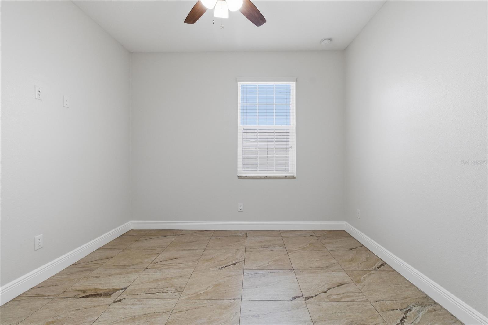 PURITY SPGS HEIGHTS 4 - Residential Lease