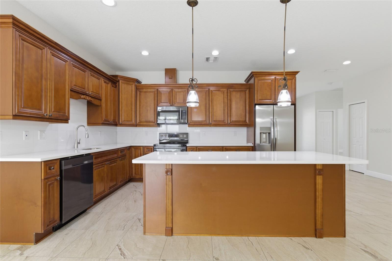 PURITY SPGS HEIGHTS 4 - Residential Lease