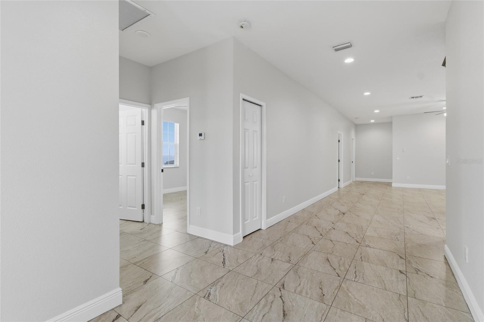 PURITY SPGS HEIGHTS 4 - Residential Lease