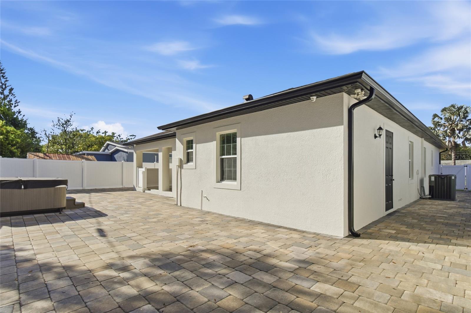 PURITY SPGS HEIGHTS 4 - Residential Lease