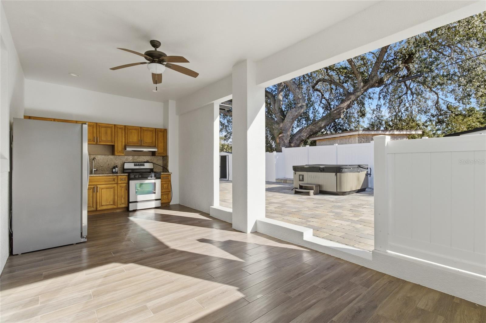 PURITY SPGS HEIGHTS 4 - Residential Lease