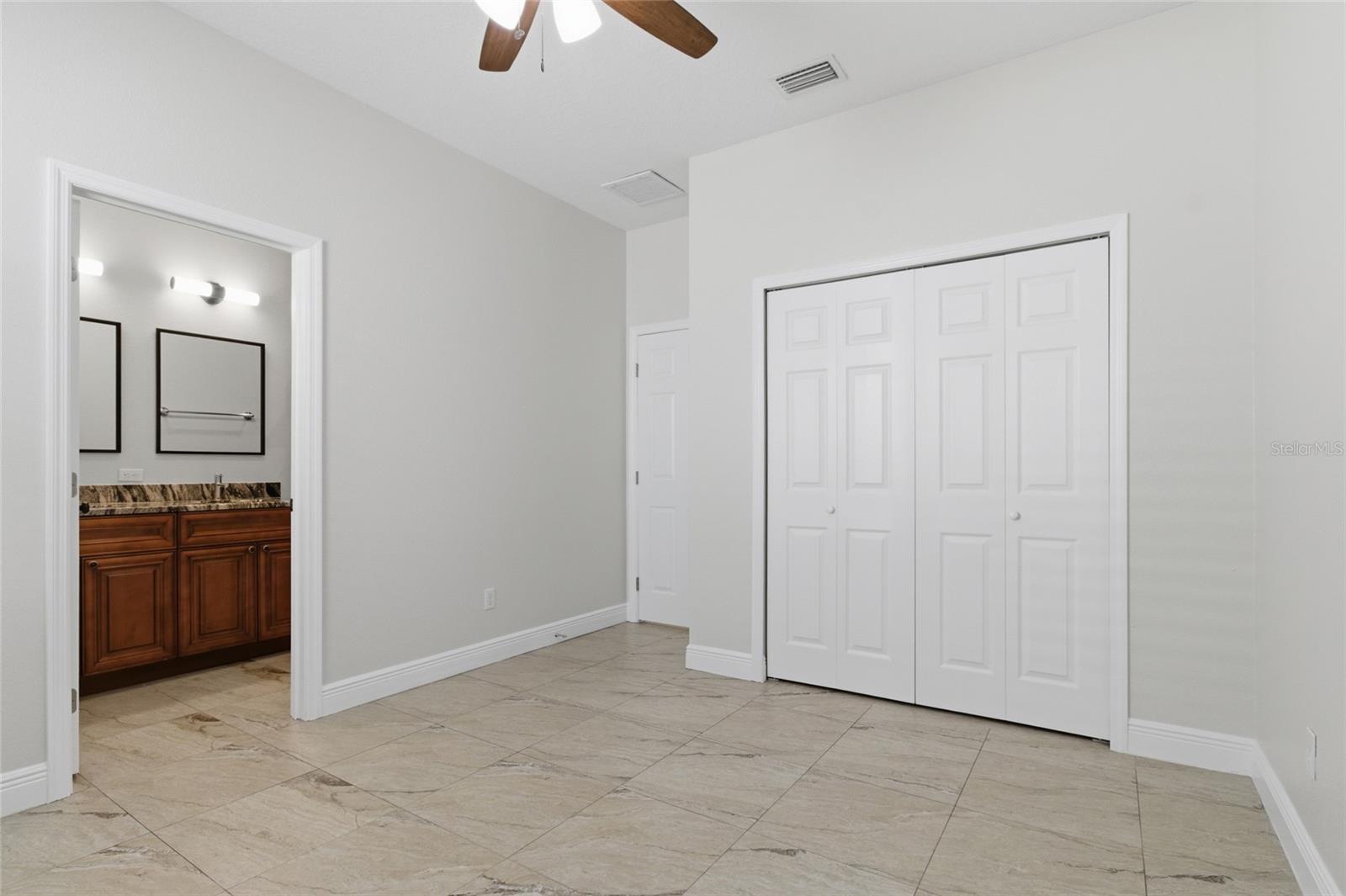 PURITY SPGS HEIGHTS 4 - Residential Lease