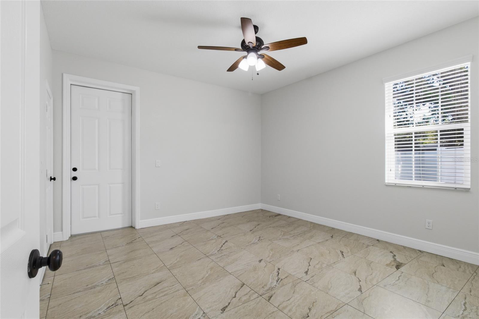 PURITY SPGS HEIGHTS 4 - Residential Lease