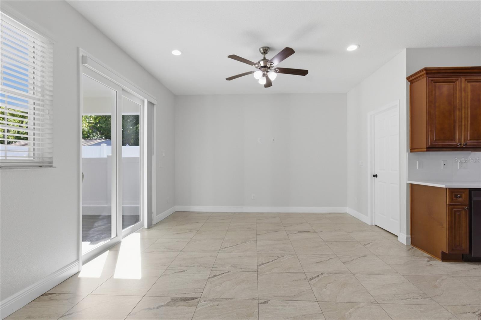 PURITY SPGS HEIGHTS 4 - Residential Lease